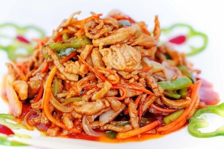 Свинина соломкой в кисло-сладком соусе