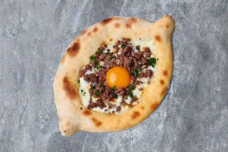 С говядиной