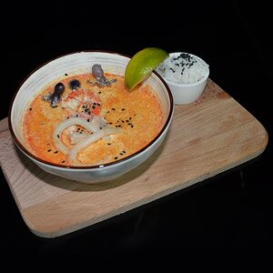 Том Ям с морепродуктами