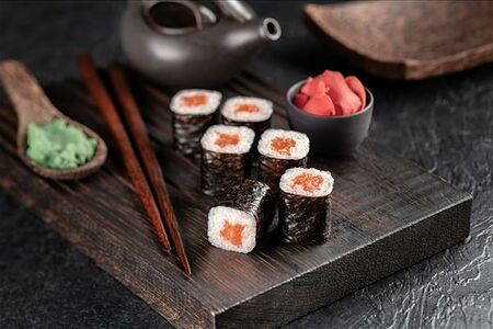 Фуд Сяке ролл