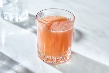 Свежевыжатый грейпфрутовый сок