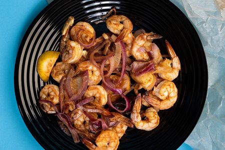 Английские креветки с вустерширским соусом