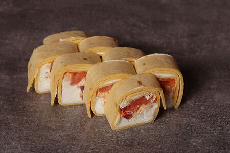 Тортилья с копченым лососем