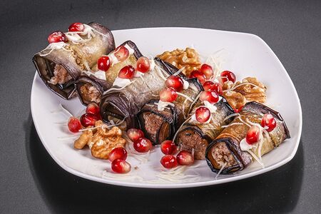 Рулетики из баклажана с орехами