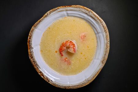 Тыквенный крем-суп с креветками