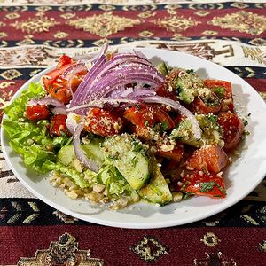 Салат Грузинский