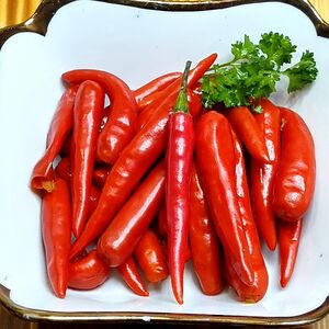 Перец чили маринованный