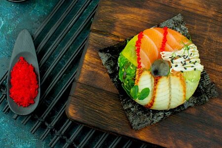 Пончик Угорь и Лосось