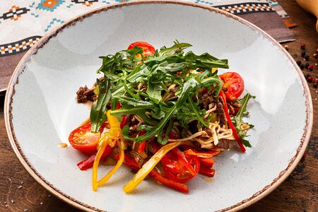 Салат с говяжьей вырезкой