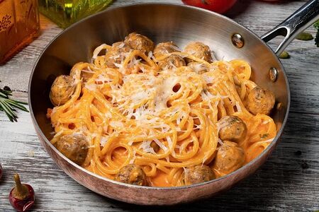 Спагетти Наполитана