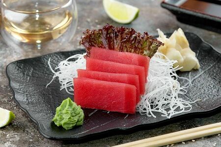 Сашими из тунца