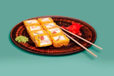 Тортилья темпура с курицей и беконом