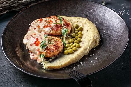 Щучьи котлеты с трюфельным пюре