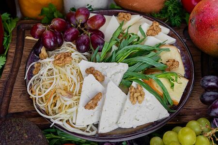 Ассорти домашних сыров