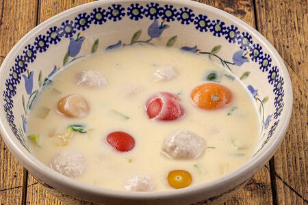 Сырный суп с фрикадельками из индейки