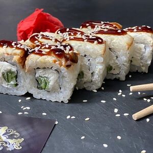 Унаги с сыром и огурцом