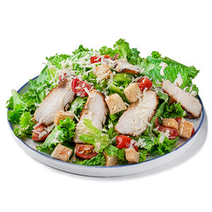 Կեսար աղցան հավի մսով