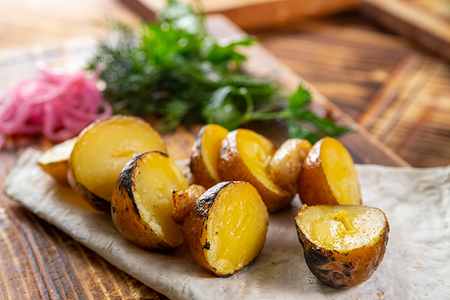 Картофель гриль с салом