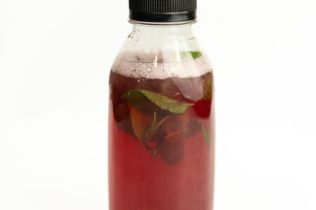 Домашний лимонад Черная смородина-мята