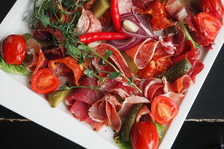 Мясная тарелка