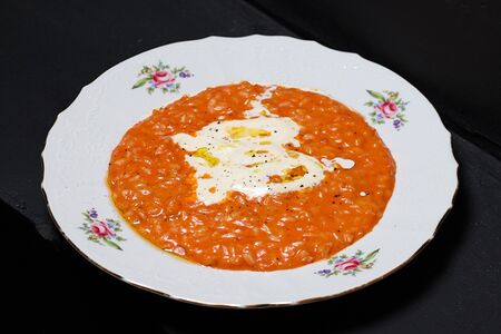 Ризотто с томатами и страчателлой