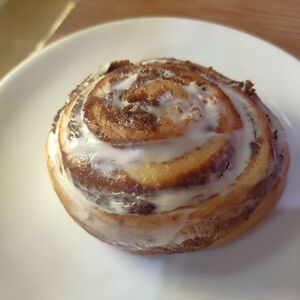 Булочка Синнабон с корицей