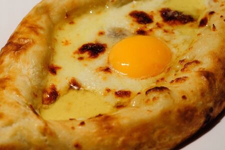 Хачапури по-аджарски