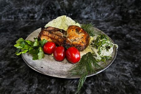 Свиная корейка на кости