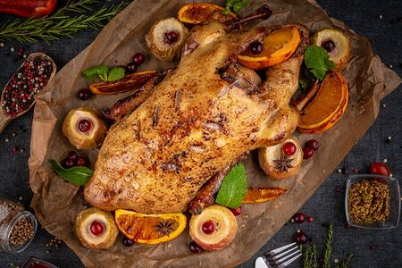 Утка в лимонно-апельсиновой корочке