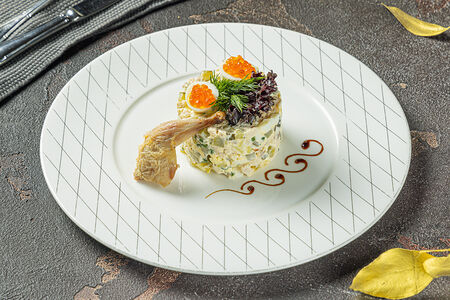 Оливье с запеченной перепелкой