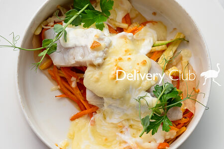 Филе судака под соусом Паризьен