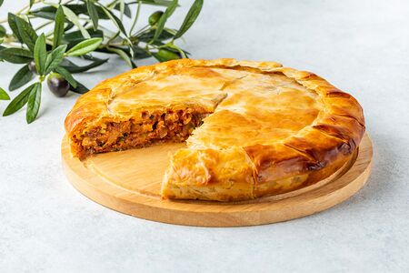 Пирог Креатопита с мясом