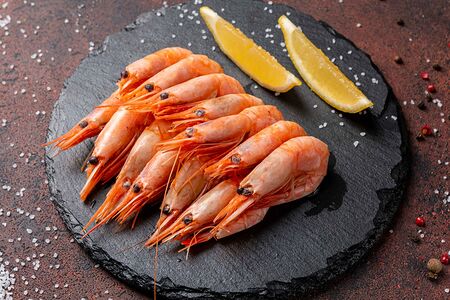 Креветки отварные L