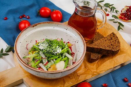 Окрошка по-русски на квасе