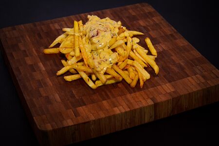 Картофель фри с беконом