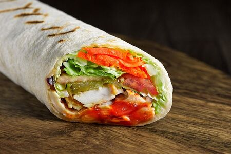 Шаурма в армянском лаваше