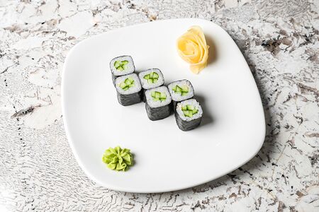 Ролл Каппа маки огурец