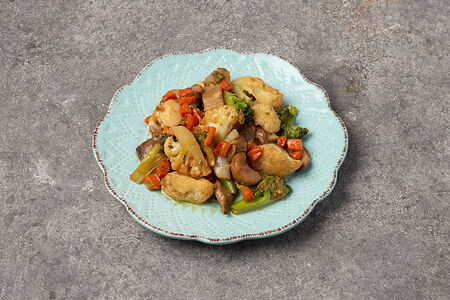 Тушеные овощи с грибами