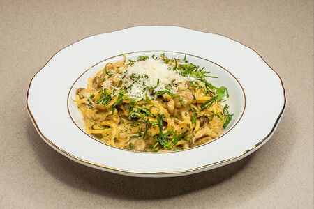 Паста с грибами в сливочном соусе