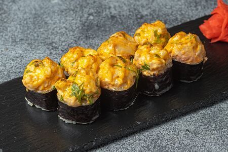 Ролл Угорь гриль