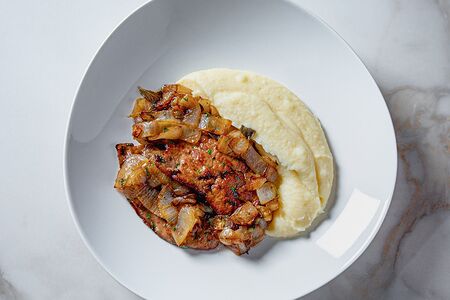 Телячья печень по-венециански