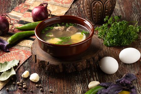 Бульон из говяжьей грудинки