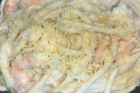 Спагетти с креветками в сливочном соусе