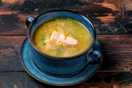 Уха по-домашнему из морепродуктов