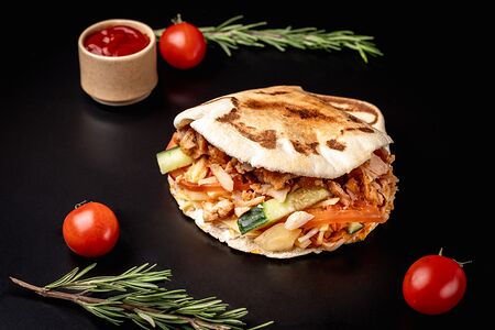 Шаверма в пите