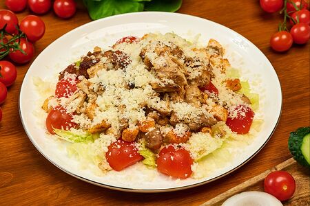 Салат Цезарь с курицей