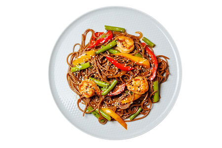 Гречневая лапша с тигровыми креветками