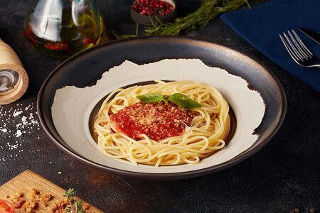 Спагетти Болоньезе