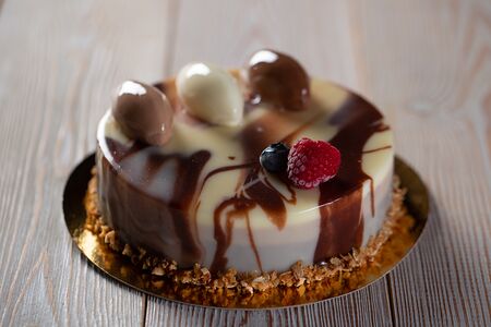 Три шоколада