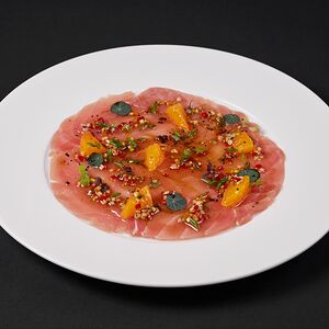 Карпаччо из тунца блюфин